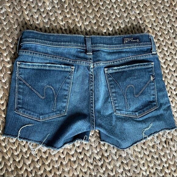 Citizens of Humanity Lowrise Cutoff Jean Shorts Size 27 - Picture 9 of 10